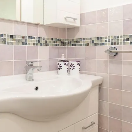 Apartment Welcomely - L'isola Nel *